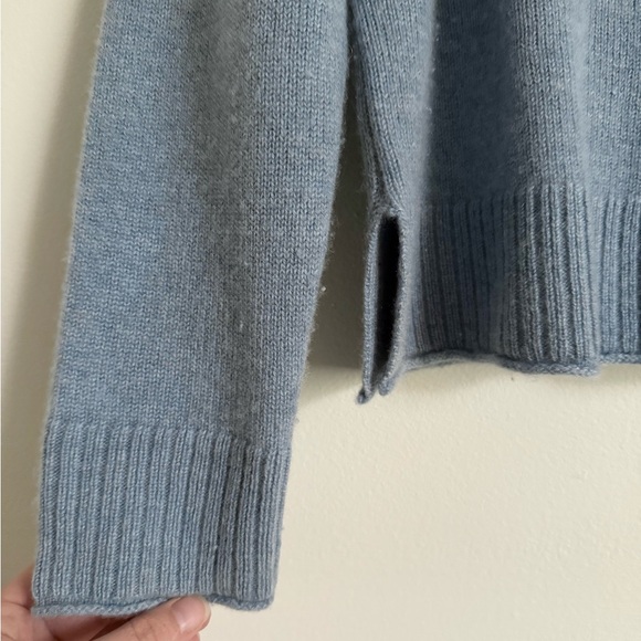 Quince Mongolian Cashmere Boxy Crewneck in Faded Denim size S - Picture 5 of 8